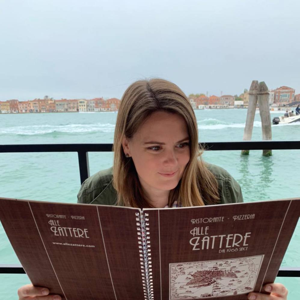 Meet your Posher, Liz